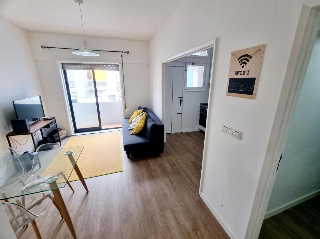 Theresa Oporto Apartment ภายนอก รูปภาพ
